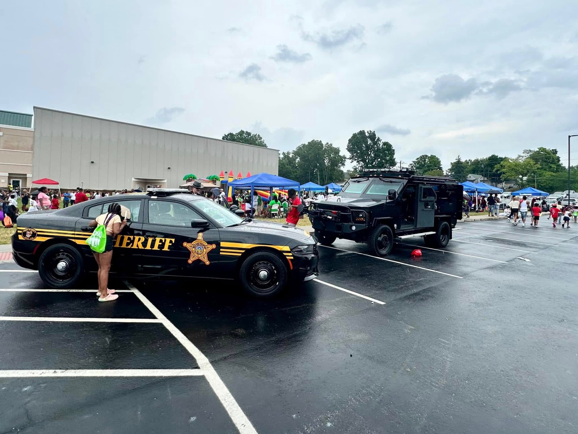 Hamilton County Sheriff cruiser and tactical vehicle on display at 2nd KidsFest